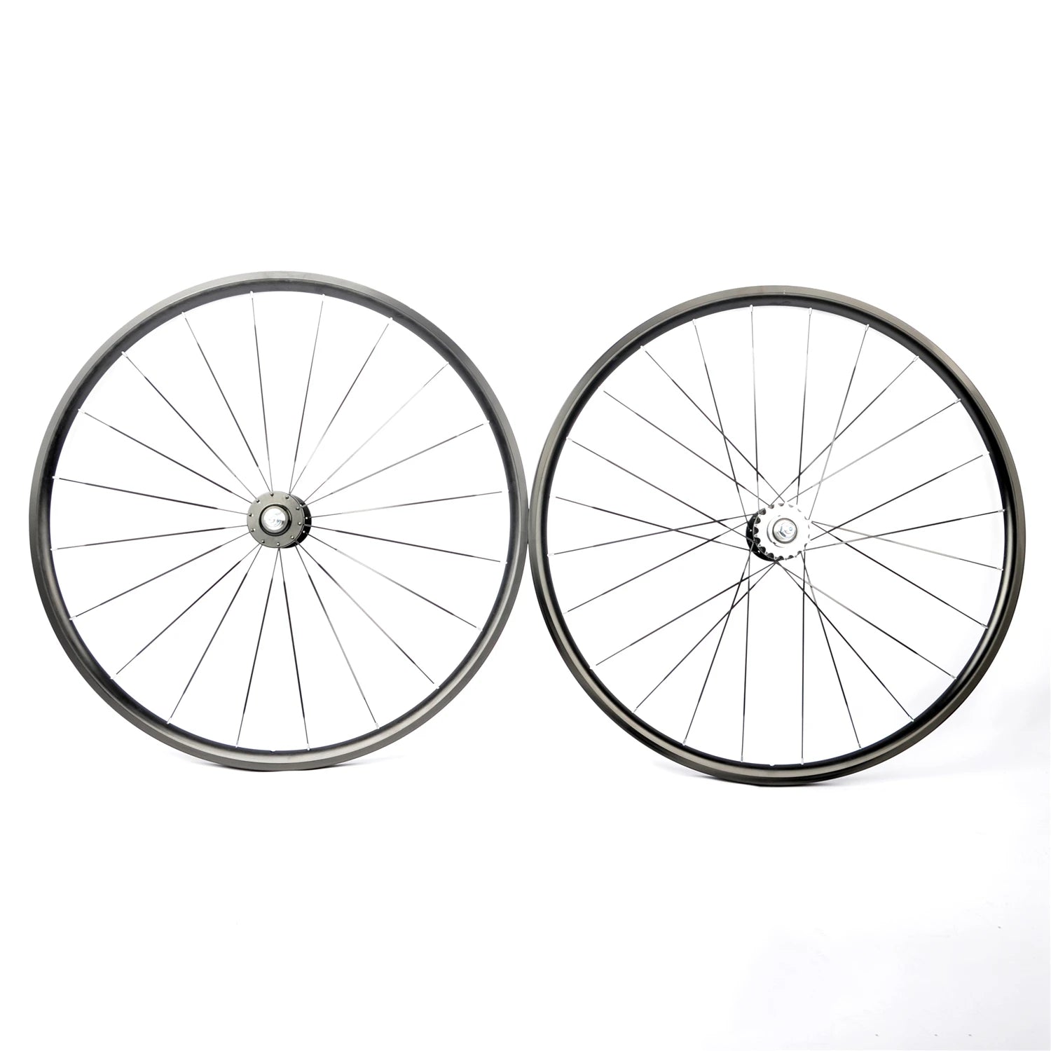 700C Fixed Gear Racing Wheelset – 20H Front, 24H Rear with Flat Spokes