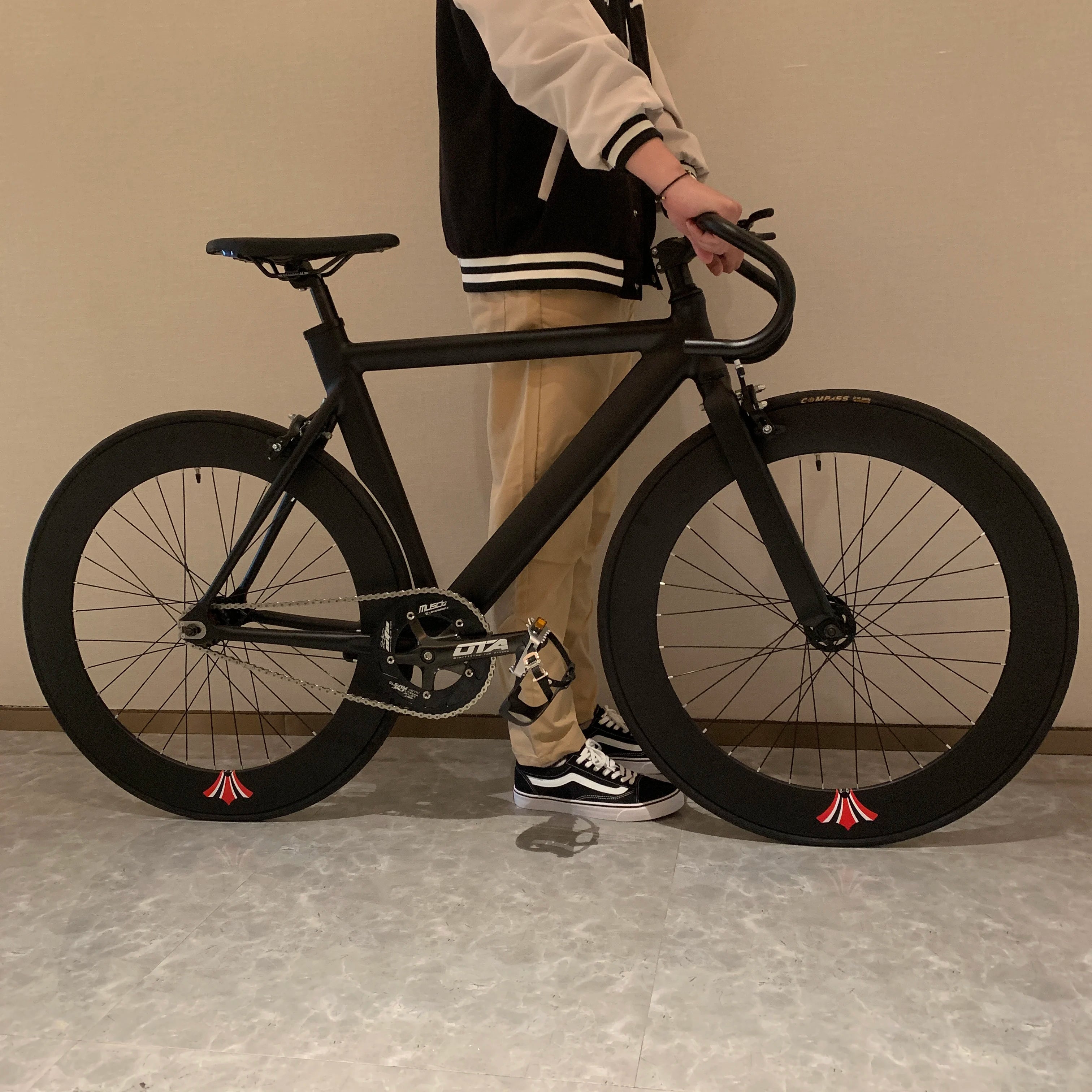 TRACK BIKE