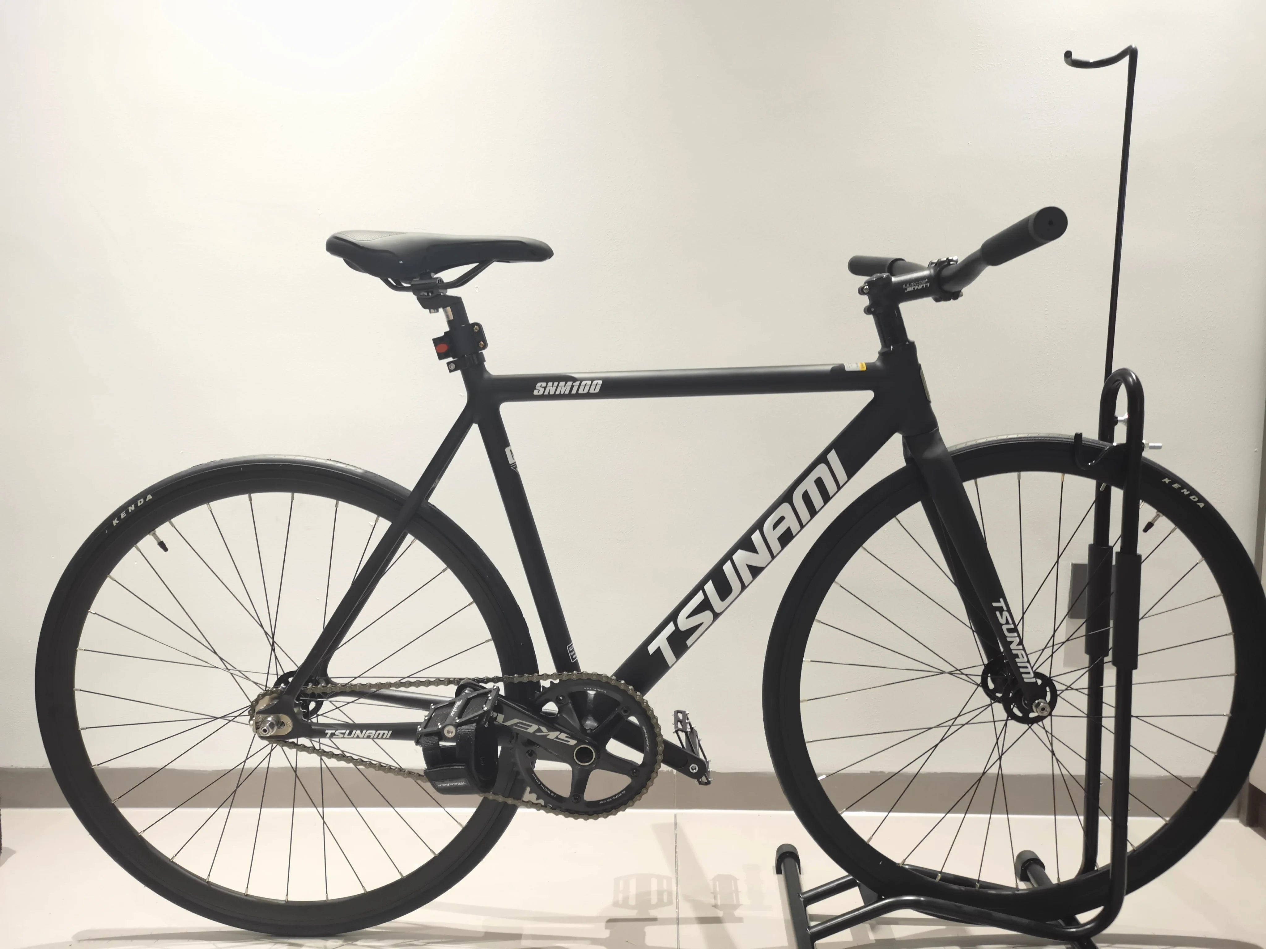 TSUNAMI SNM100 BICYCLE
